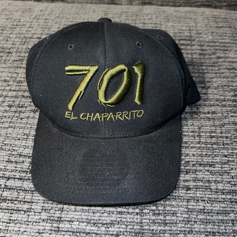 701 SNAPBACK